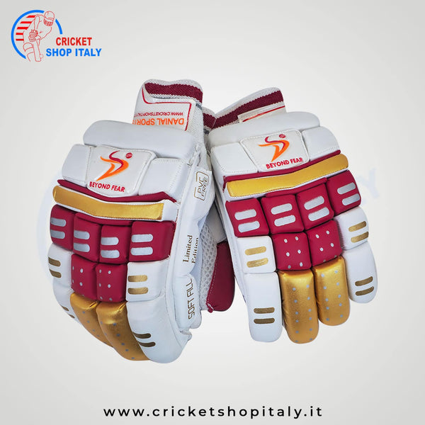 Ds Red/Gld Cricket Batting Gloves