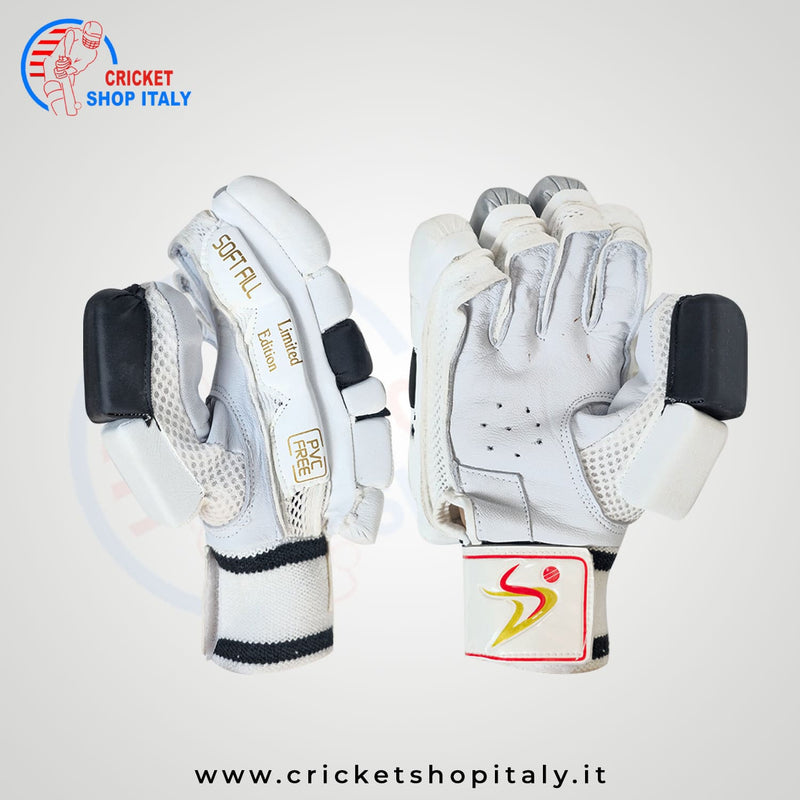 Ds BLK/SLV Cricket Batting Gloves