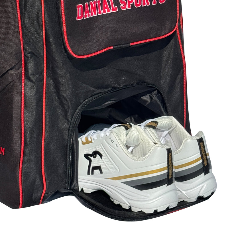 DS 1.0 Duffle Cricket Bag Black/Red