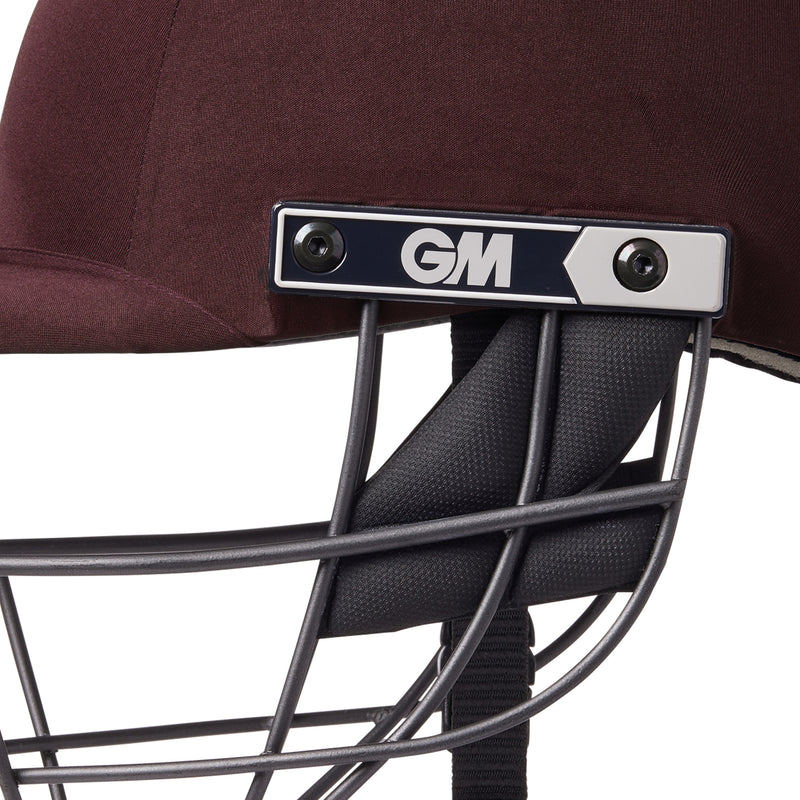 Gunn & Moore Maestro Cricket Helmet