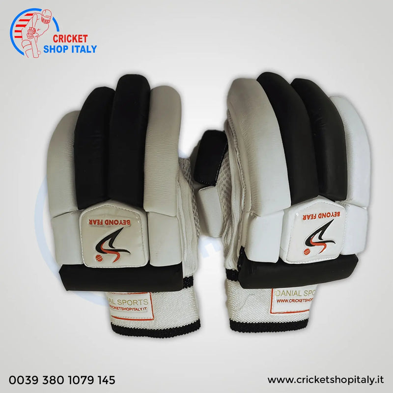 ds black batting gloves
